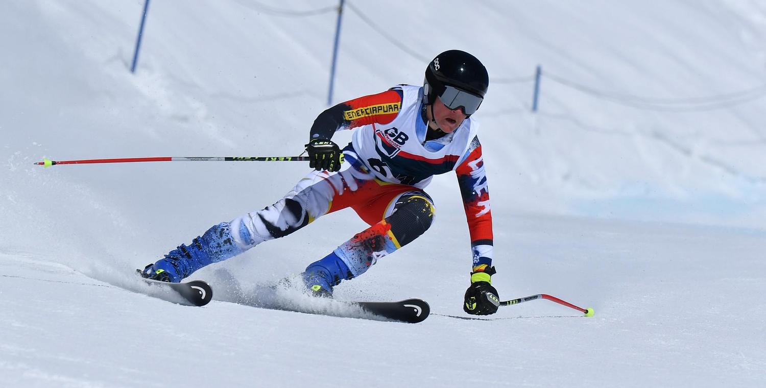 Murdo crowned U16 team champion at British Alpine Championships