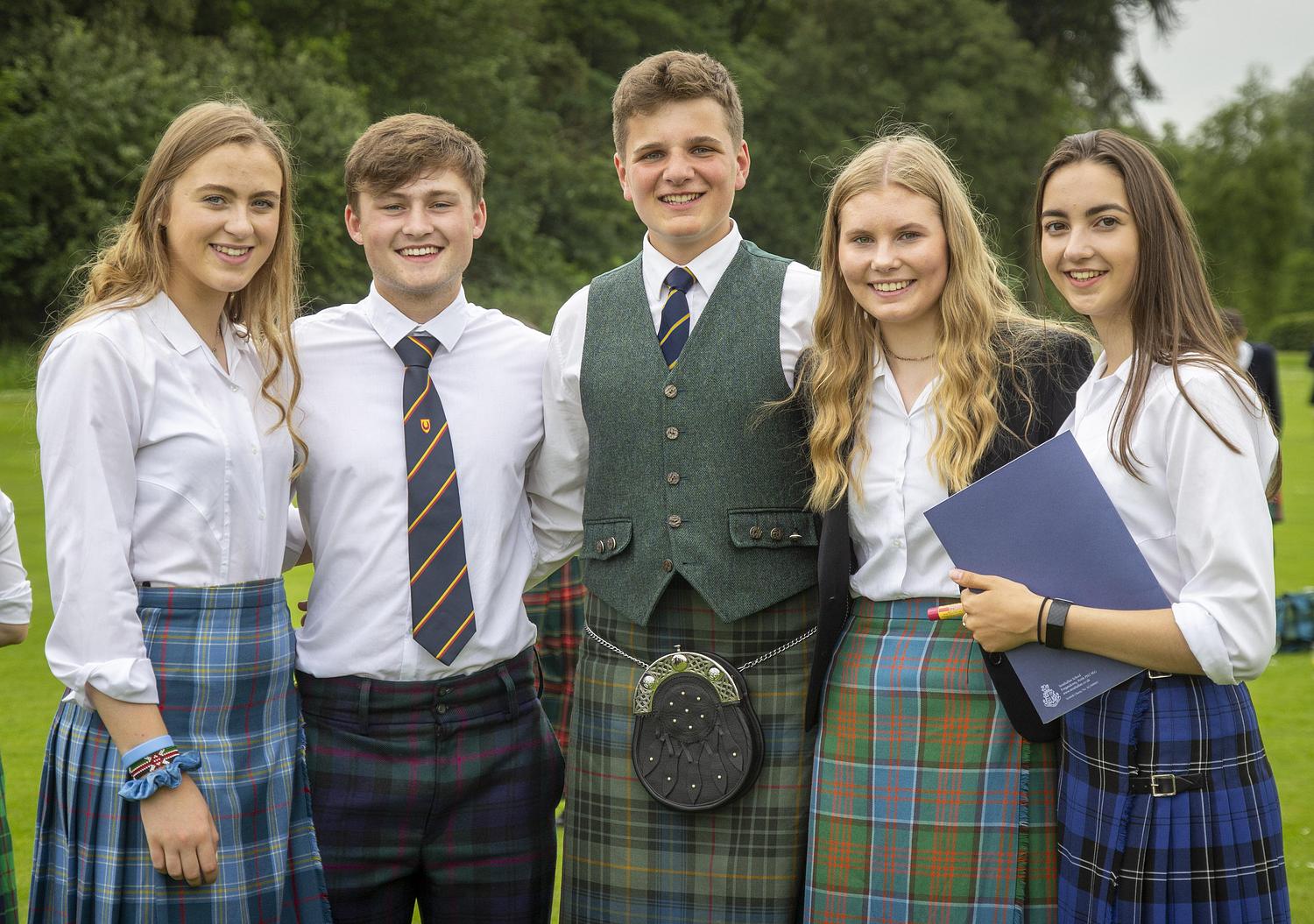 Boarding & day pupils